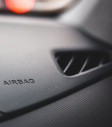 Ремонт на автомобилни табла